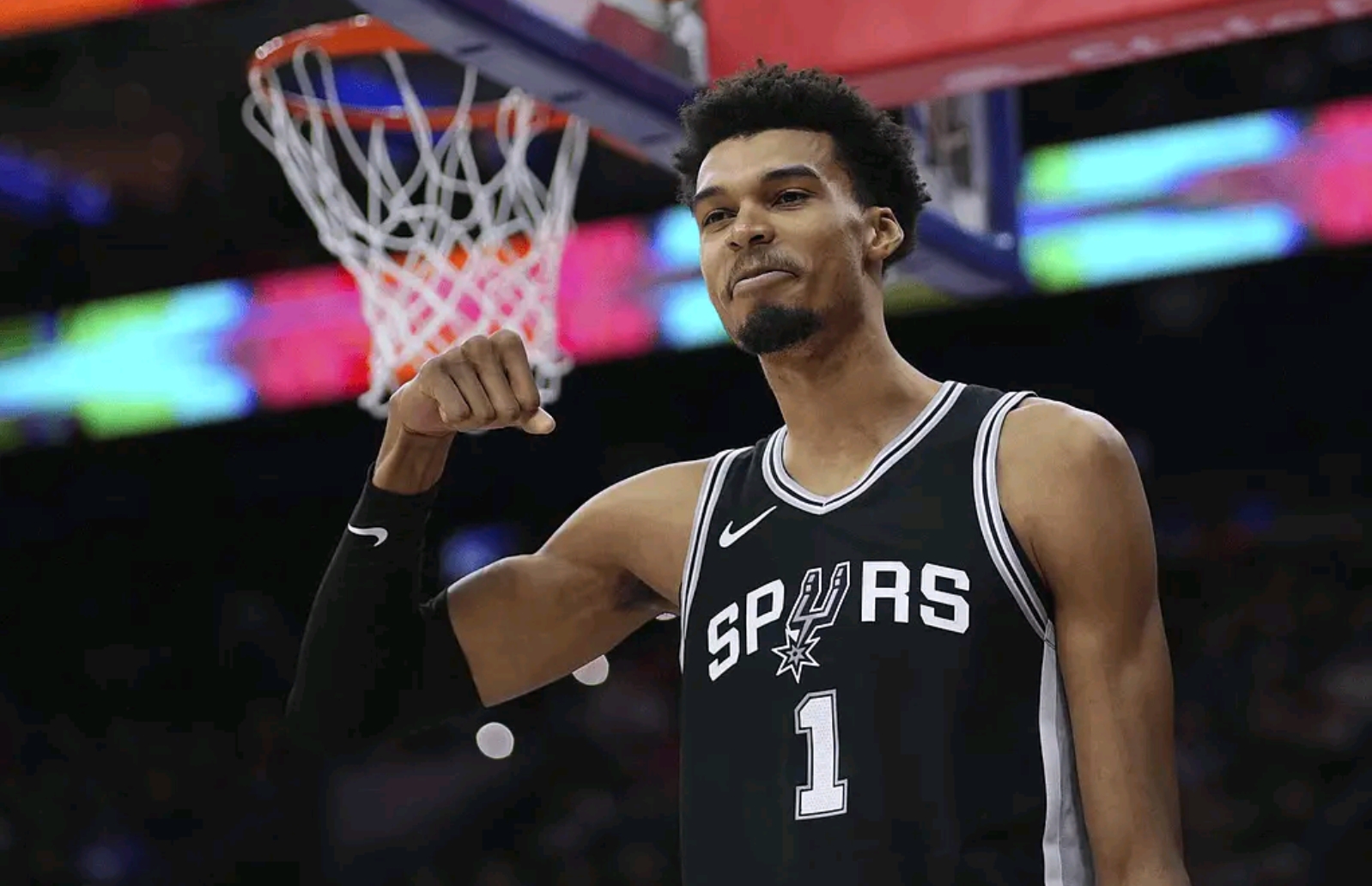 开云官网包含里尔转会期伤情更新今夜圣安东尼奥马刺临场应变，媒体一致点评：浙江稠州冲刺阶段迎来里程碑的词条